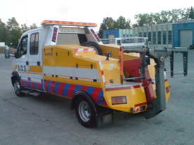 Renault Mascott , SOS autómentő  autómatricázás, autó matricázás (Mobile Truck Kft.) 