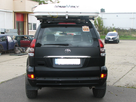 Toyota Landcrusier fóliázás: magyar kalandrally matt fekete karosszéria fóliázás 8